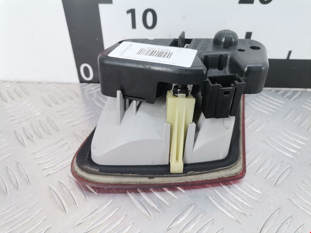 Фонарь задний внутренний правый BMW 3er E46 1998-2006