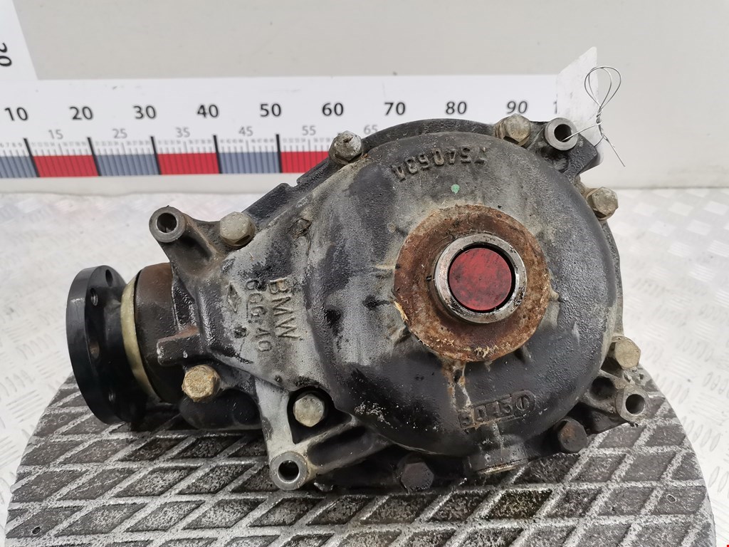 Редуктор переднего моста BMW X3 E83 2003-2010