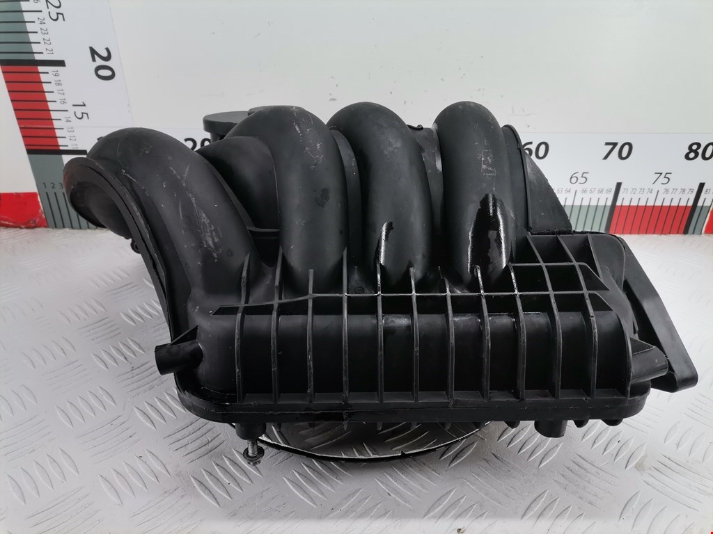 Коллектор впускной MERCEDES-BENZ C-Class C-klasse W203 2000-2007