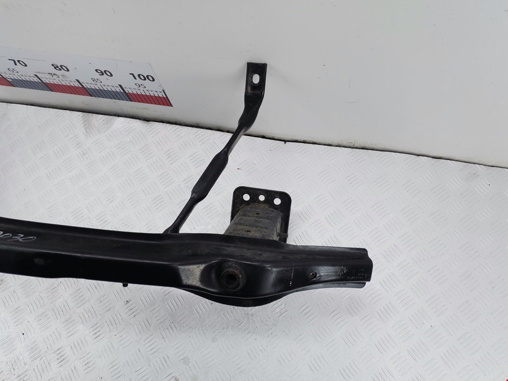 Усилитель переднего бампера (передний) BMW X5 E70 2007-2013