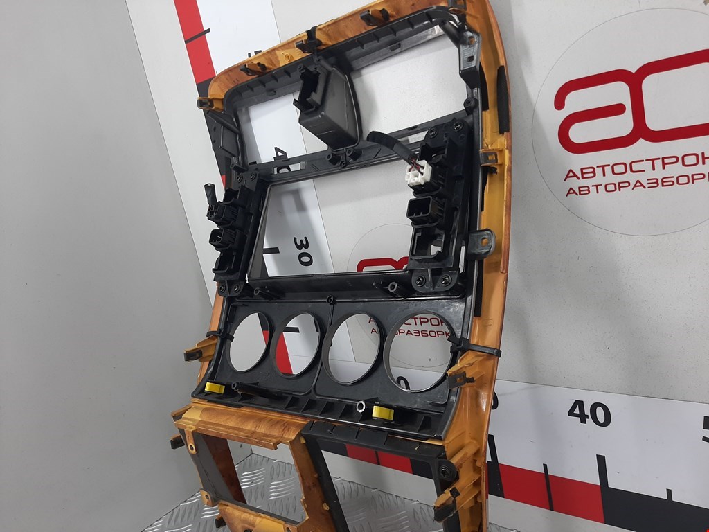 Рамка магнитолы KIA Carnival I 1999-2005