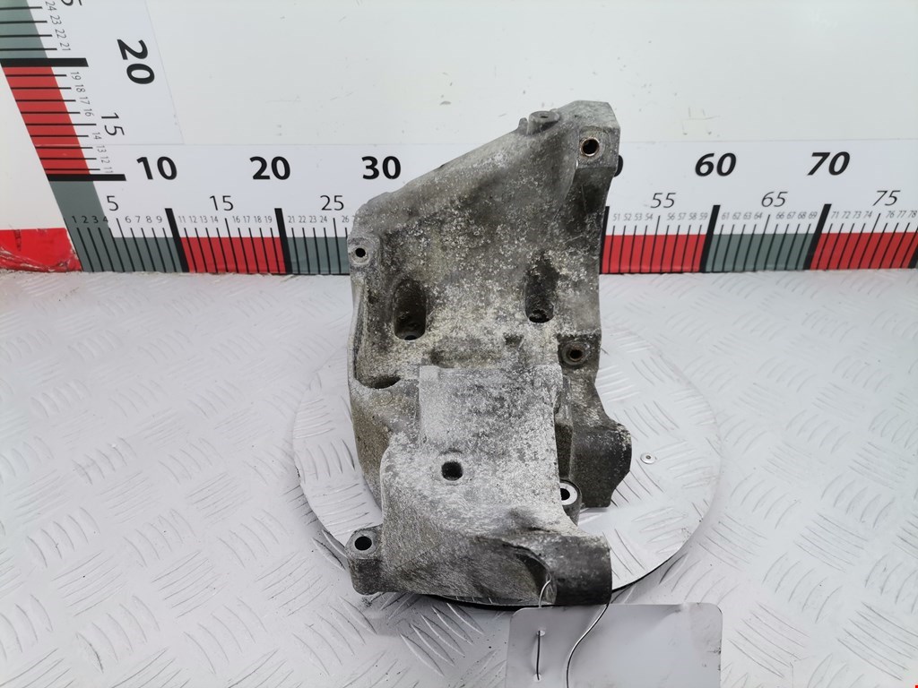 Кронштейн кондиционера BMW X1 E84 2009-2015