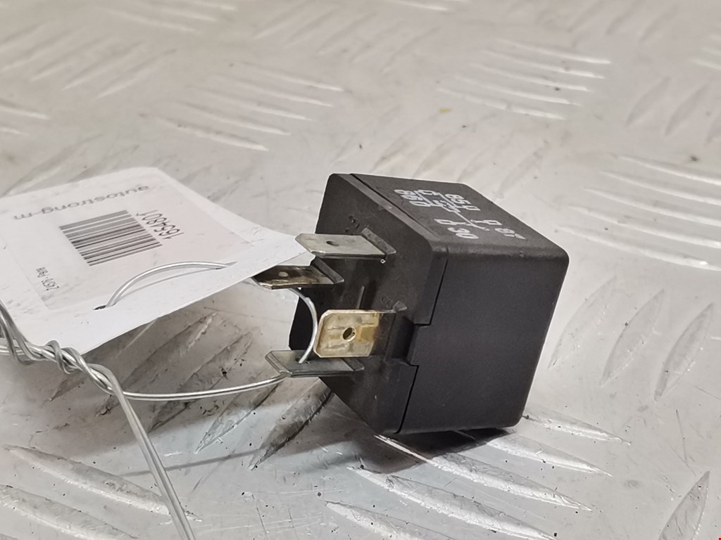 Реле VOLKSWAGEN Passat B5 1997-2005