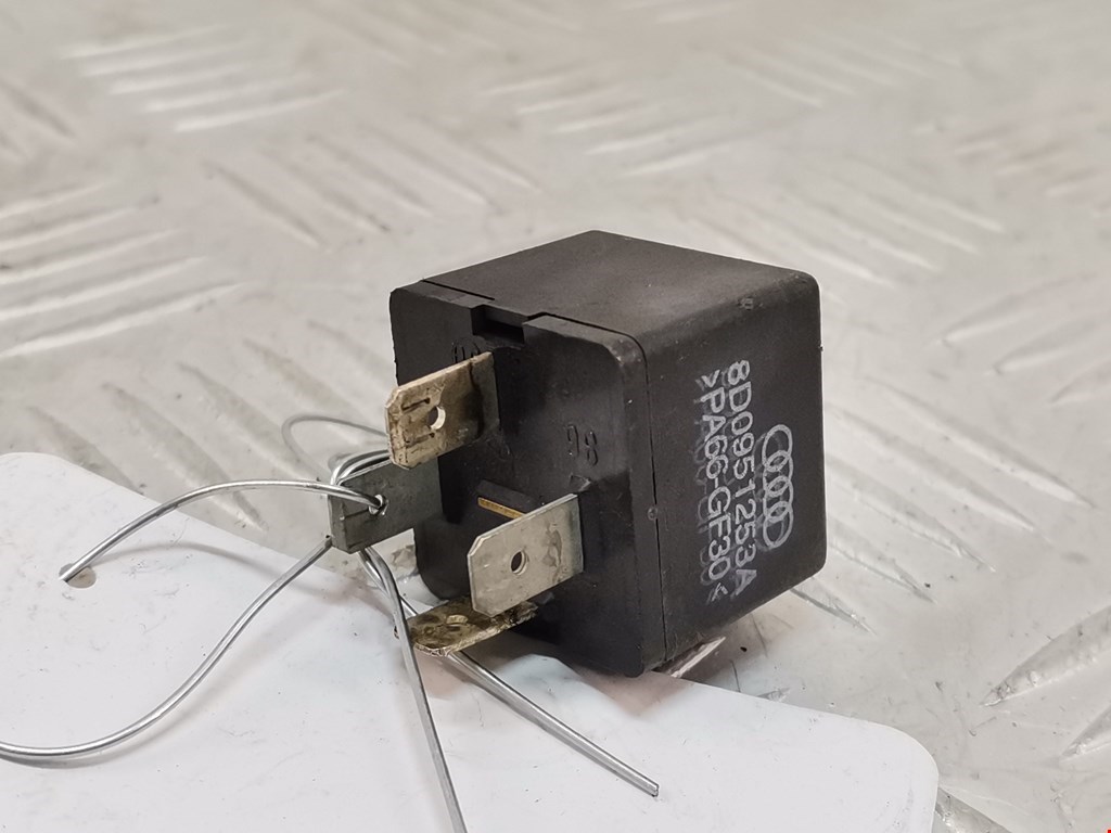 Реле VOLKSWAGEN Passat B5 1997-2005