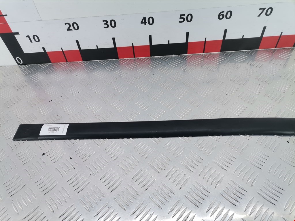 Накладка декоративная (молдинг) двери задней левой Nissan Almera N15 (1995-2000)