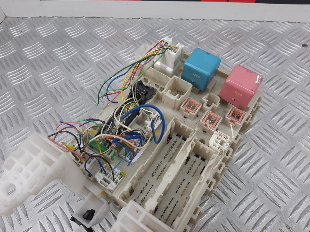 Датчик уровня в бачок омывателя TOYOTA Auris E150 2006-2012