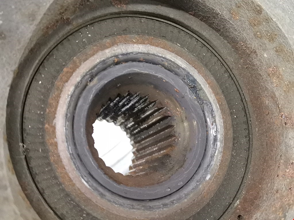 Ступица передняя правая RENAULT Scenic III 2010-2015