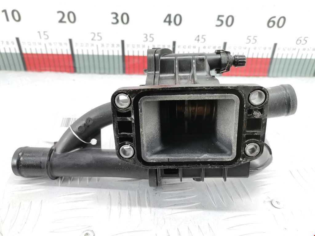 Корпус термостата FORD Focus III 2011-2019