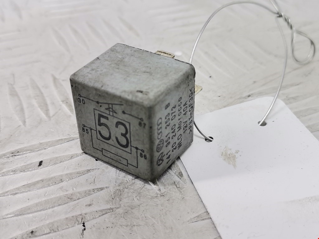 Реле VOLKSWAGEN Passat B5 1997-2005