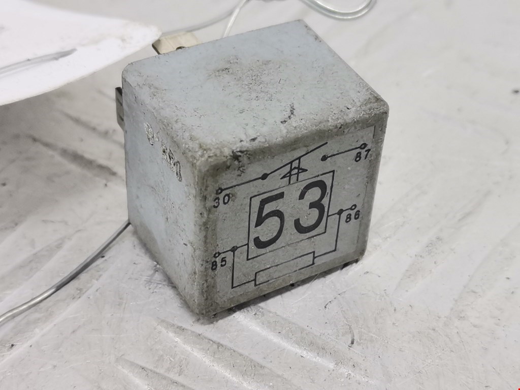 Реле VOLKSWAGEN Passat B5 1997-2005