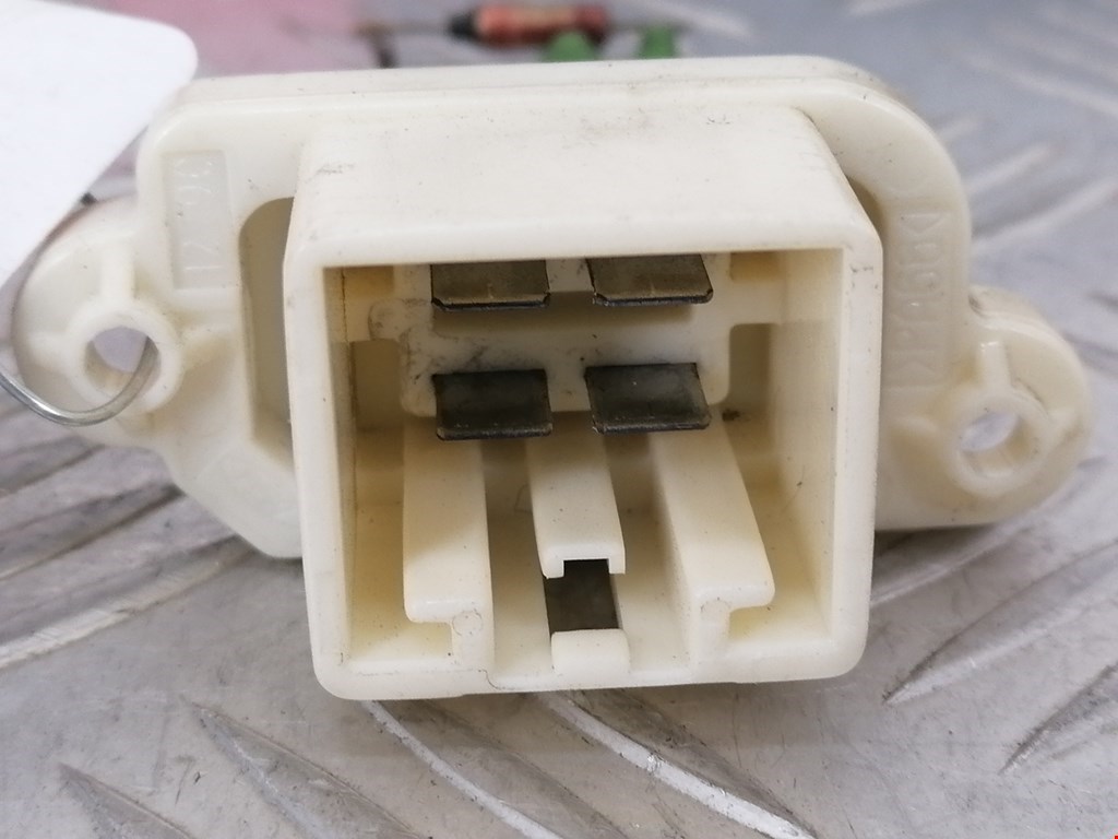 Резистор отопителя (сопротивление печки) FORD Fiesta 2001-2008