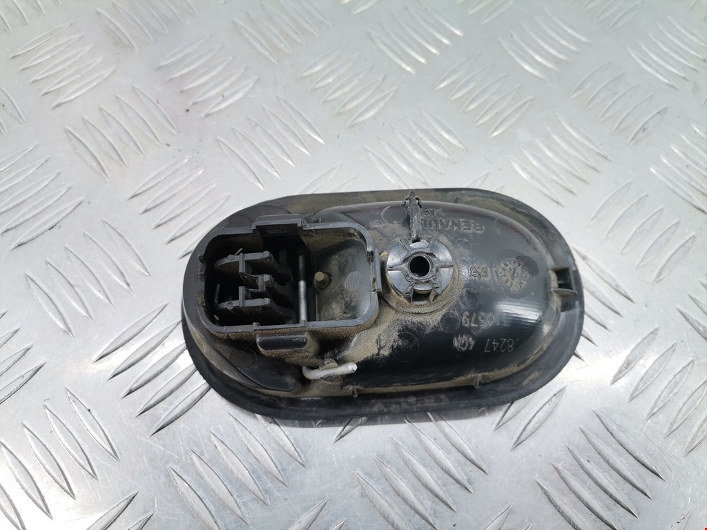 Ручка дверная задняя внутренняя левая RENAULT Kangoo 2008-2021