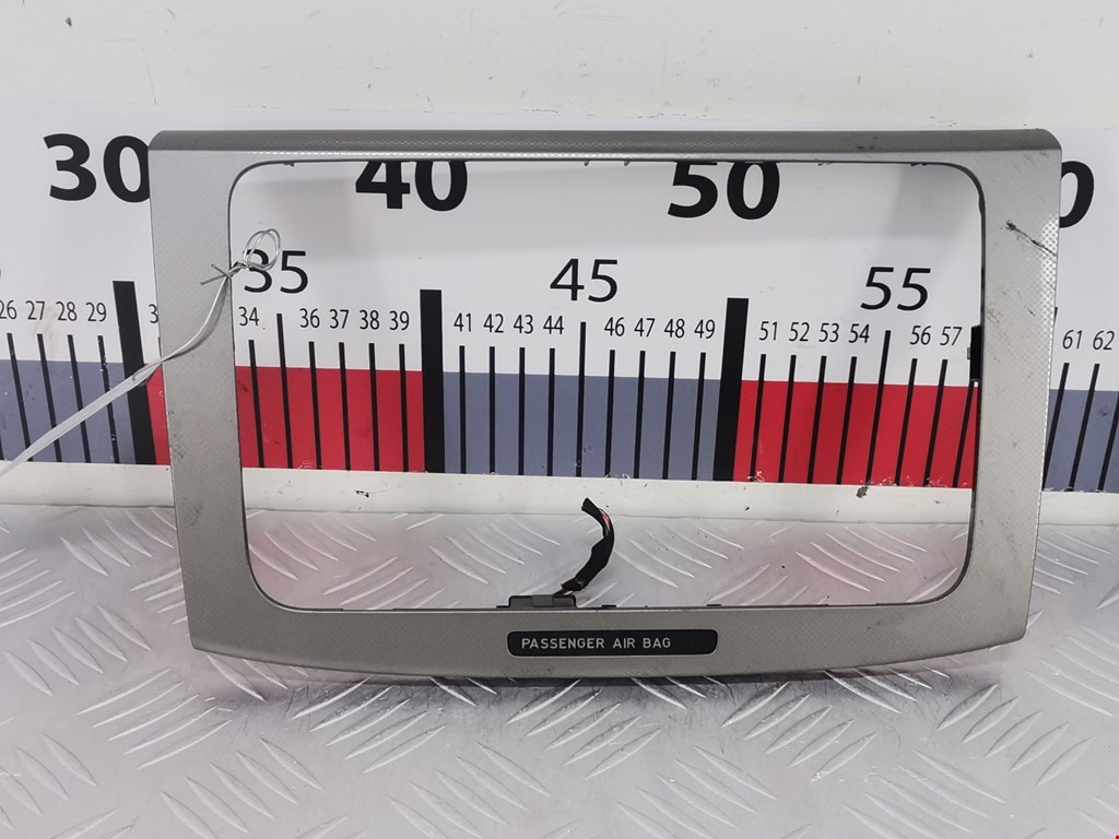 Рамка магнитолы VOLKSWAGEN Passat B6 2005-2011