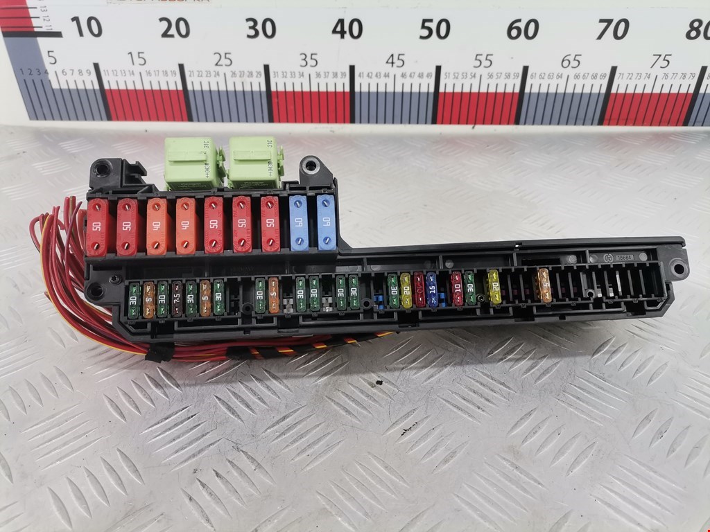 Датчик уровня в бачок омывателя BMW 6er E63/E64 2003-2011