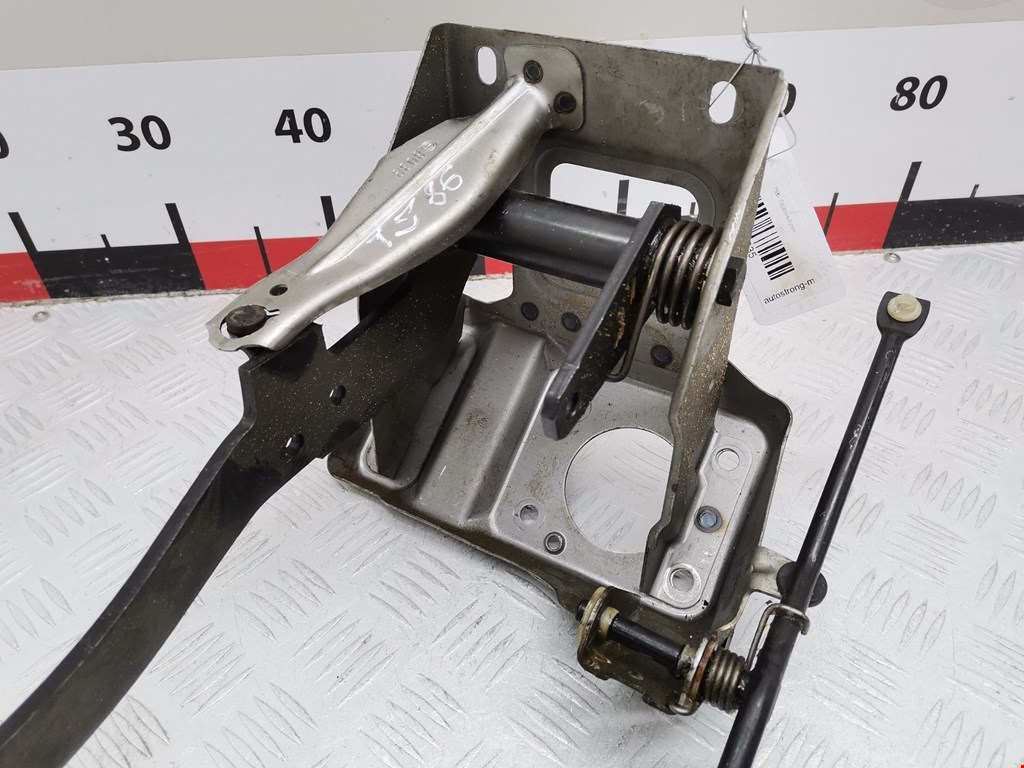 Блок педалей (педальный узел) MITSUBISHI Carisma 1995-1999