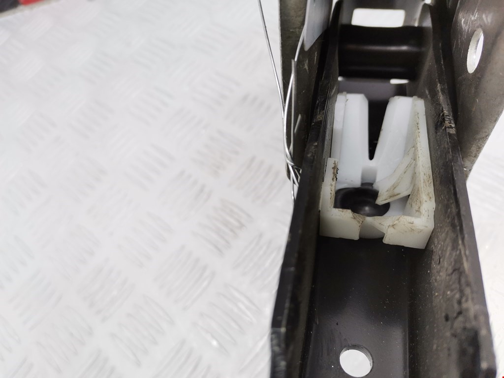 Педаль тормоза VOLKSWAGEN Touran 2003-2010