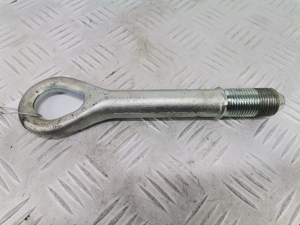 Крюк буксировочный TOYOTA RAV 4 XA30 2006-2012