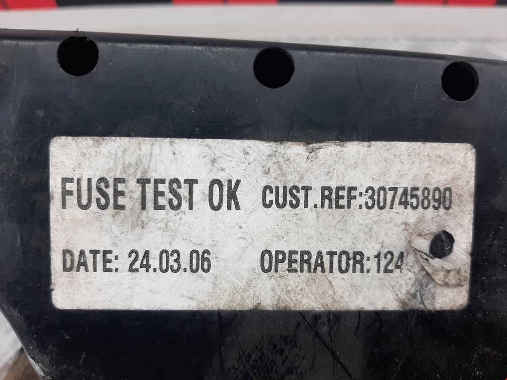 Датчик уровня в бачок омывателя VOLVO S40 II 2003-2012