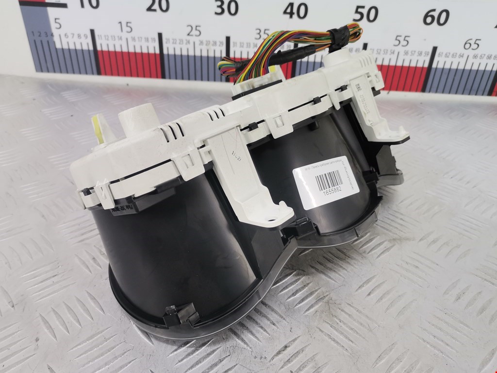 Панель приборов (щиток) TOYOTA RAV 4 XA30 2006-2012