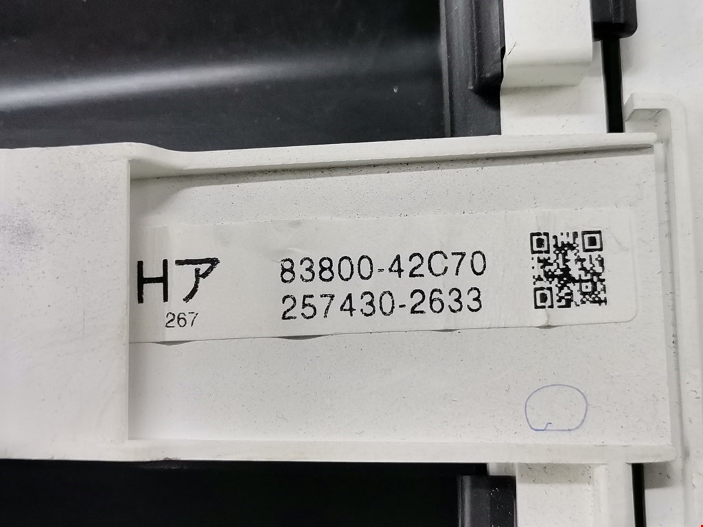 Панель приборов (щиток) TOYOTA RAV 4 XA30 2006-2012