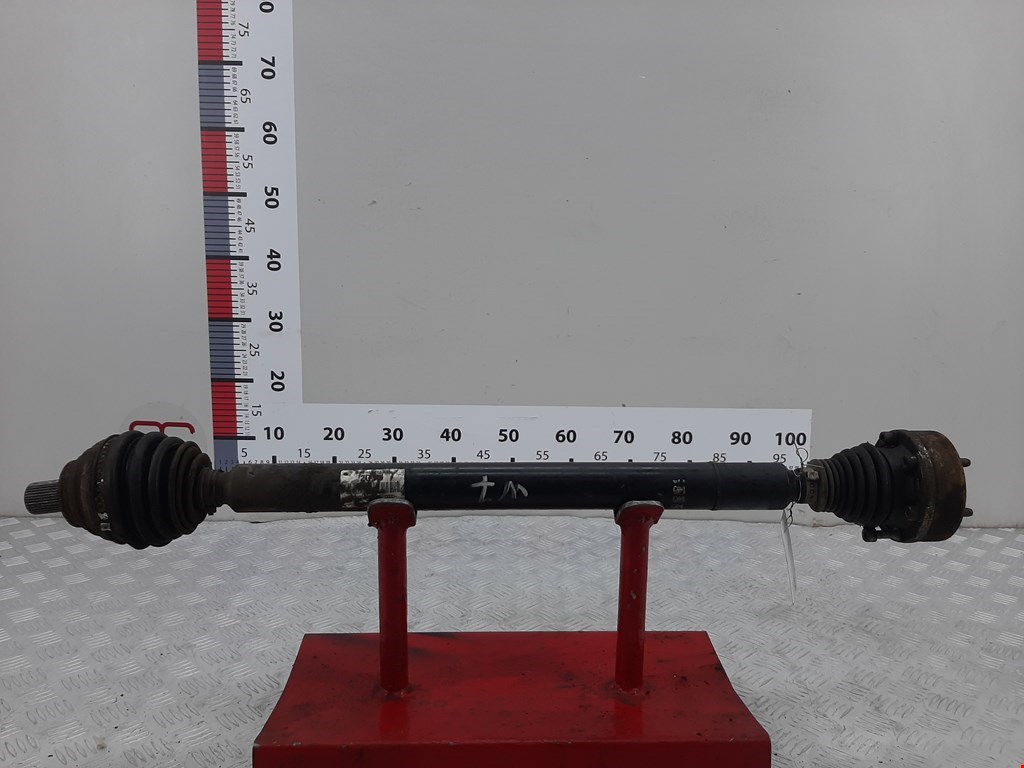 Полуось передняя правая (приводной вал шрус) Volkswagen Touran 1 (2003-2015)