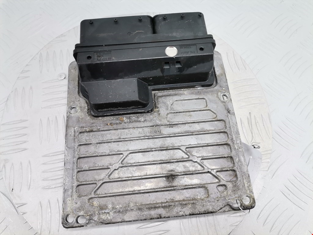 Блок управления двигателя (ЭБУ) MERCEDES-BENZ C-Class C-klasse W203 2000-2007