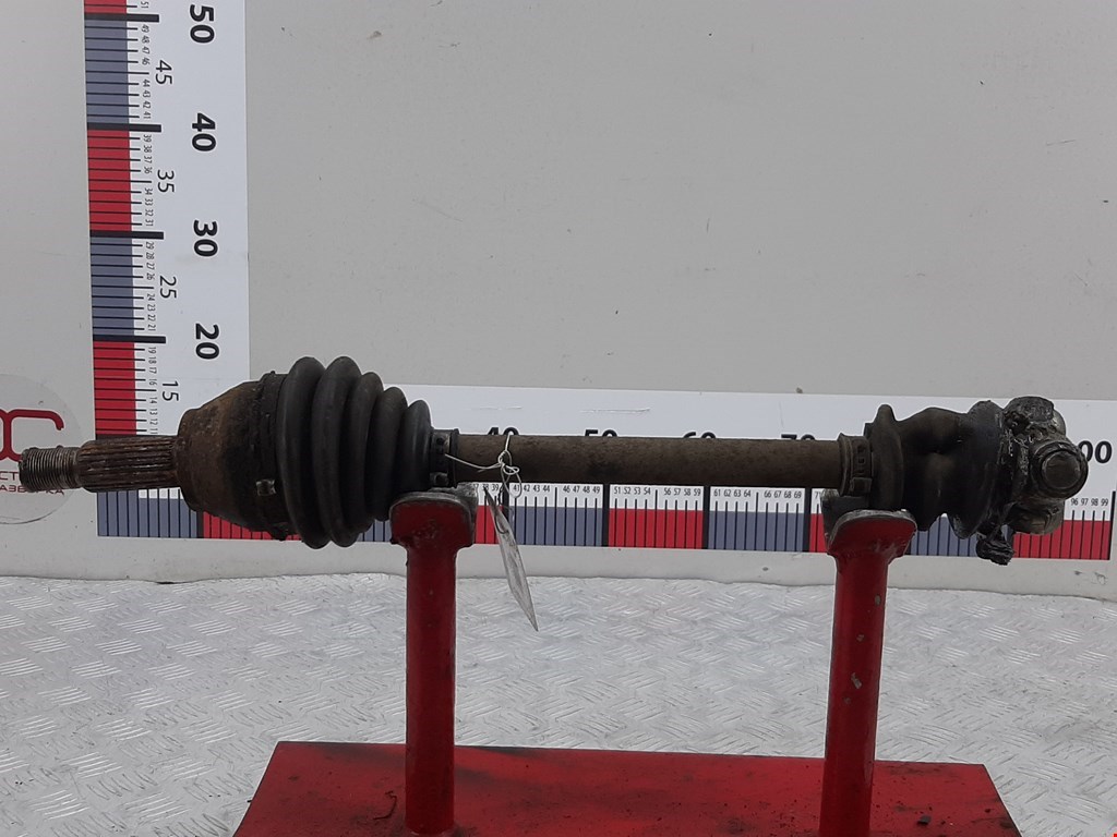 Полуось (привод, приводной вал) передняя правая FORD Fiesta 2008-2012