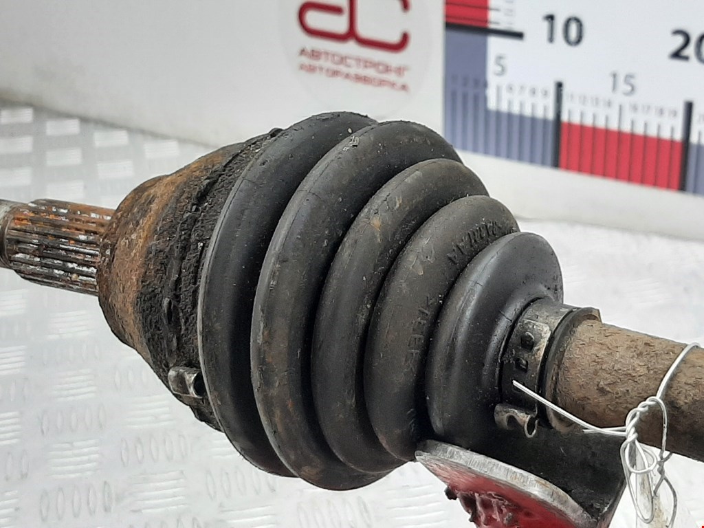 Полуось (привод, приводной вал) передняя правая FORD Fiesta 2008-2012