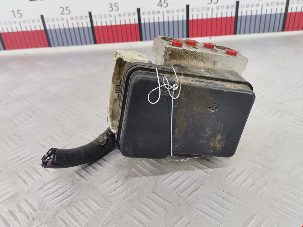 Блок ABS (насос) MITSUBISHI L200 KB 2006-2015