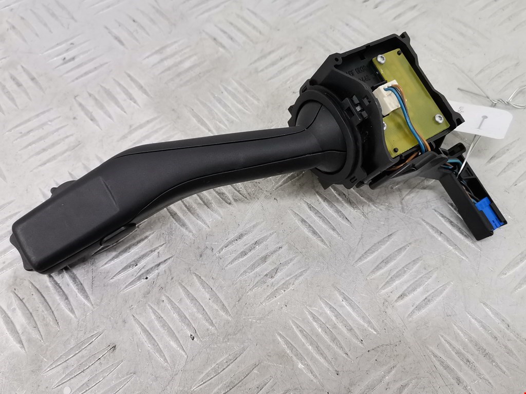 Переключатель стеклоочистителя VOLKSWAGEN Touran 2003-2010