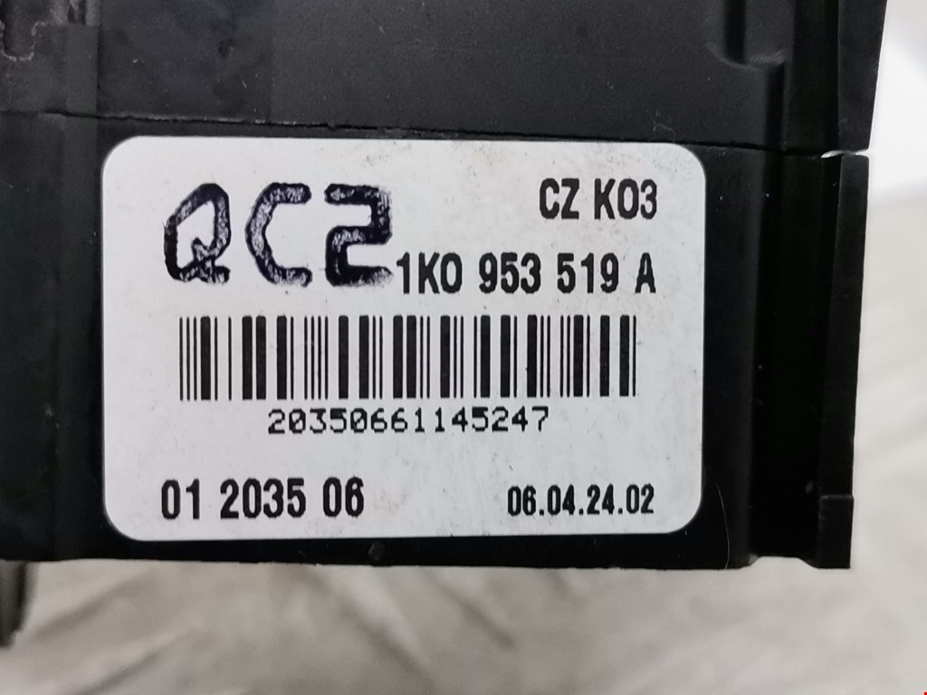 Переключатель стеклоочистителя VOLKSWAGEN Touran 2003-2010