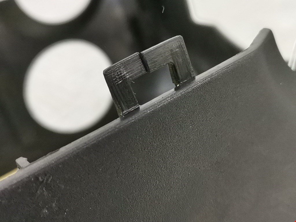 Кожух рулевой колонки VOLKSWAGEN Touran 2003-2010