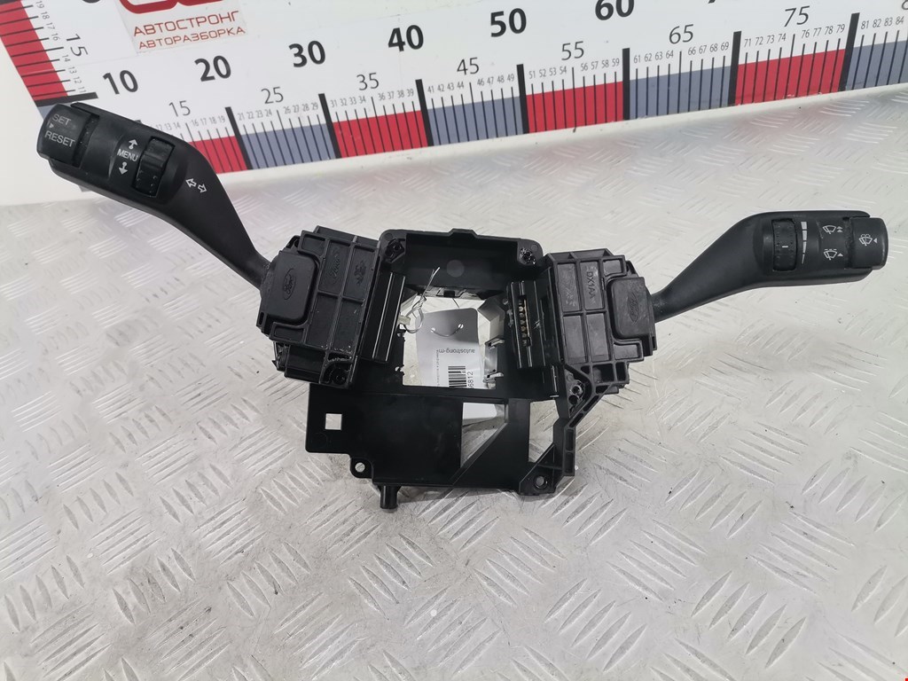 Переключатель поворотов и дворников (стрекоза) Ford Focus 2 (2004-2011)