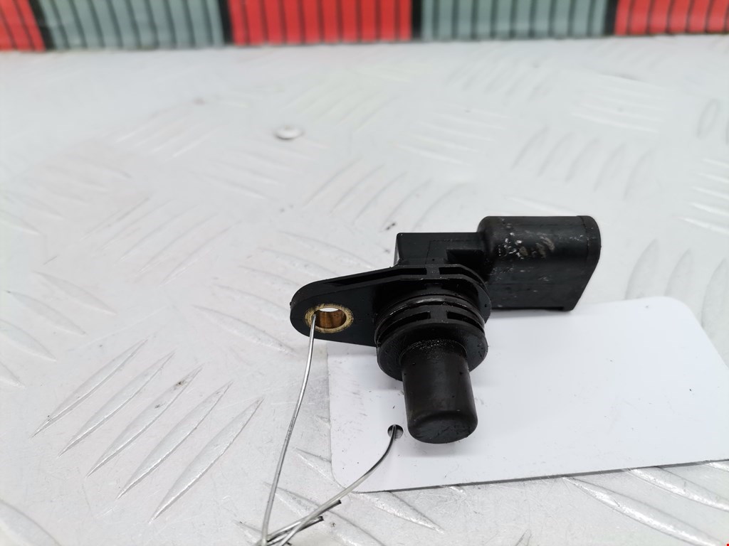 Датчик положения распредвала VOLKSWAGEN Golf IV 1997-2003