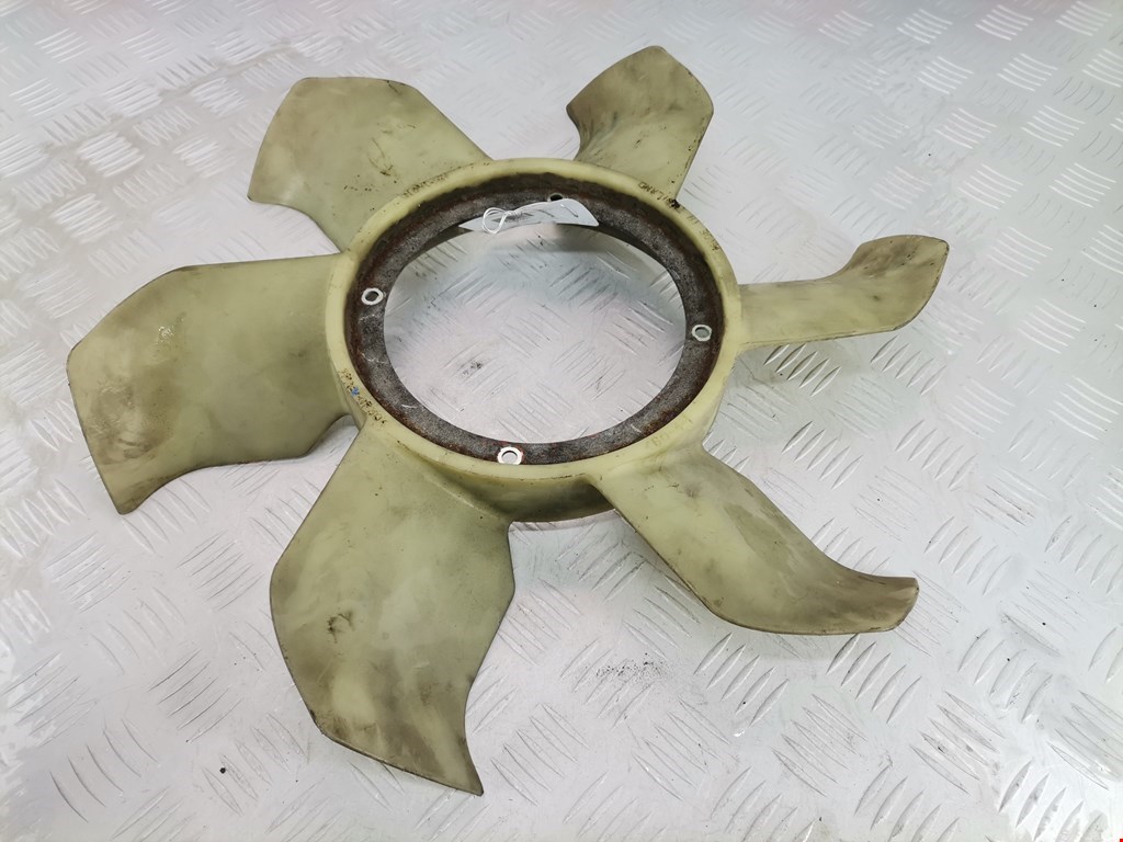 Крыльчатка вентилятора (лопасти) MITSUBISHI L200 KB 2006-2015