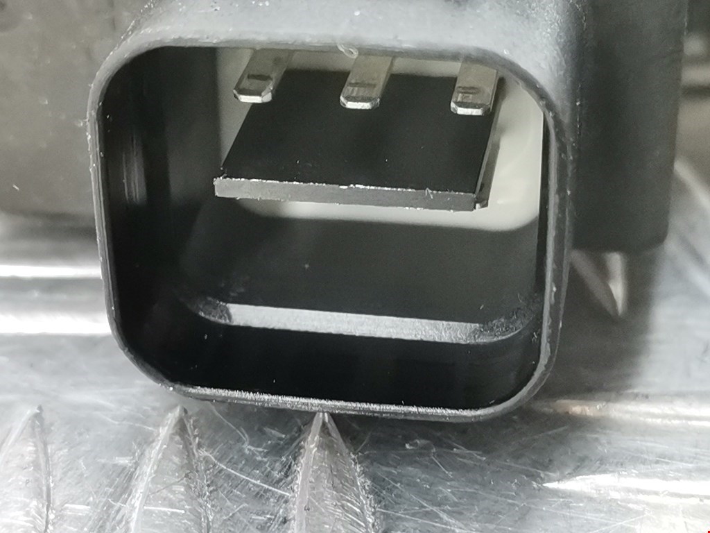 Стеклоподъемник передний правый CHEVROLET Captiva 2006-2010