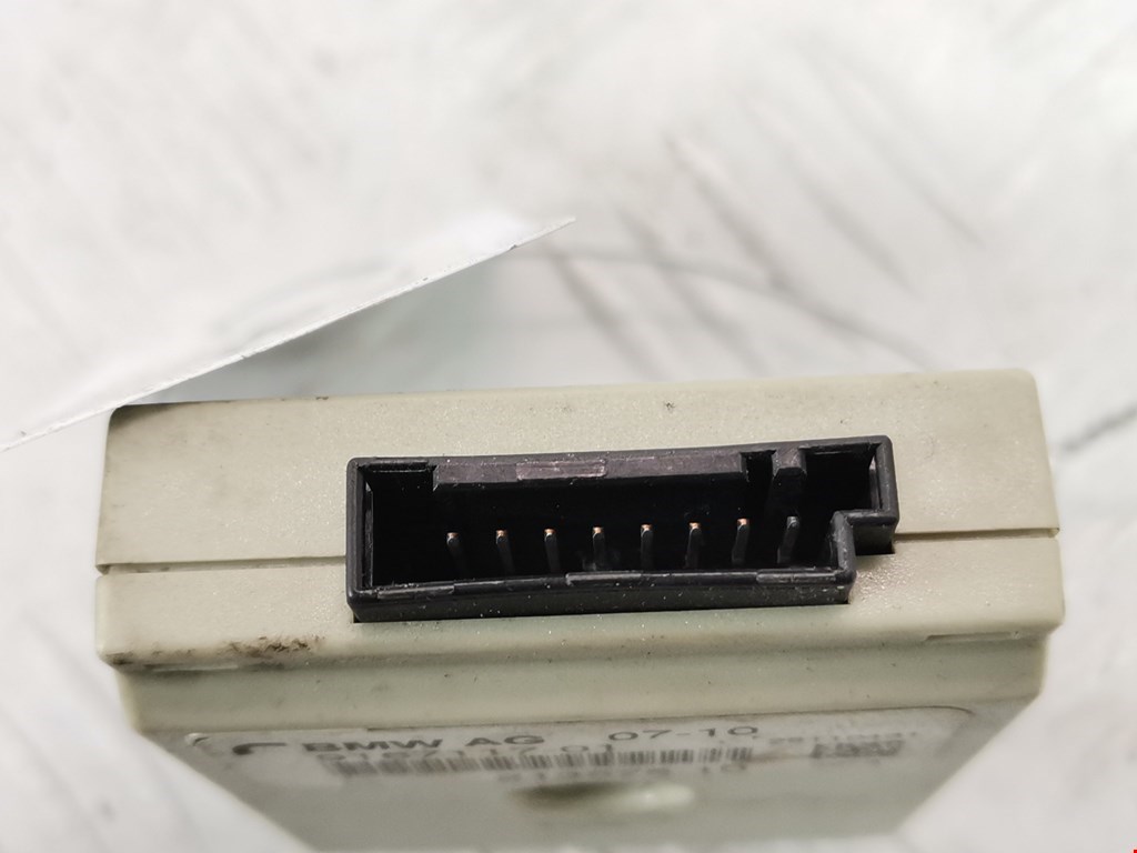 Усилитель антенны BMW 6er E63/E64 2003-2011