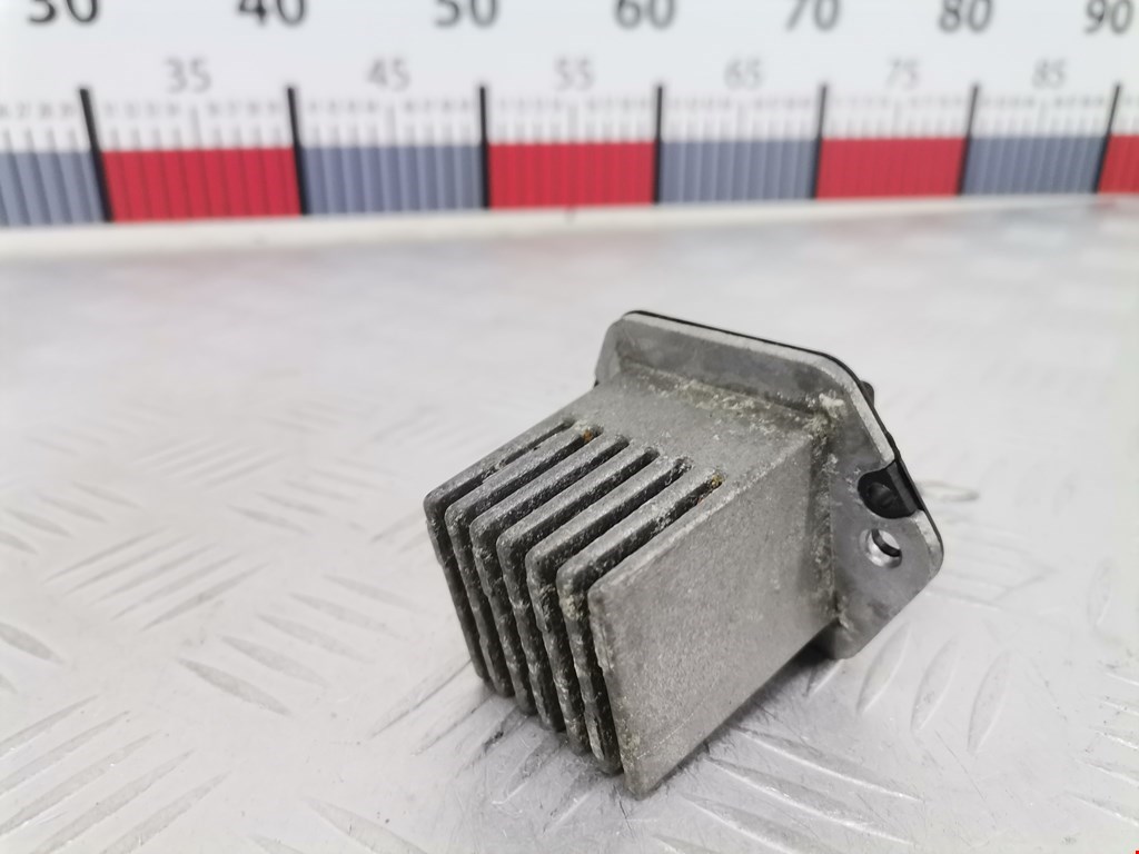 Резистор отопителя (сопротивление печки) MITSUBISHI L200 KB 2006-2015