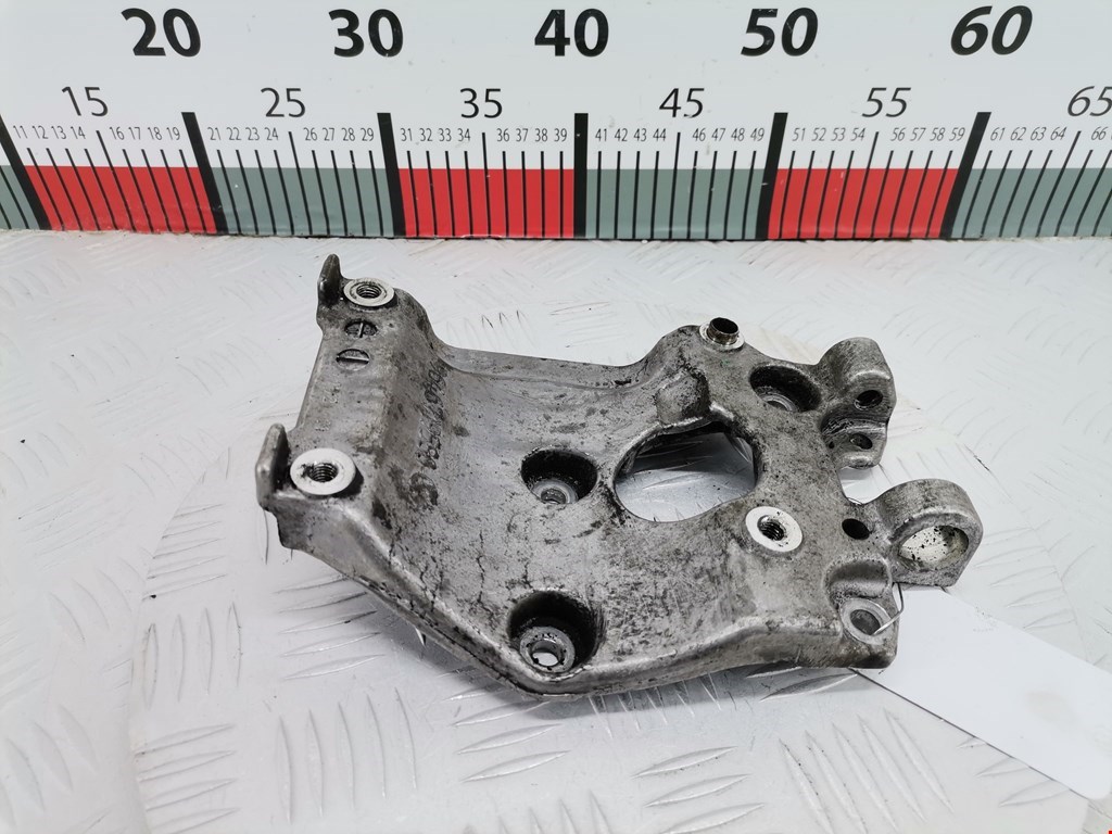 Кронштейн кондиционера Ford Focus 2 (2004-2011)