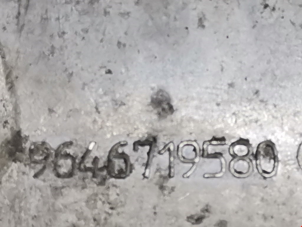 Кронштейн кондиционера FORD Focus II 2005-2011