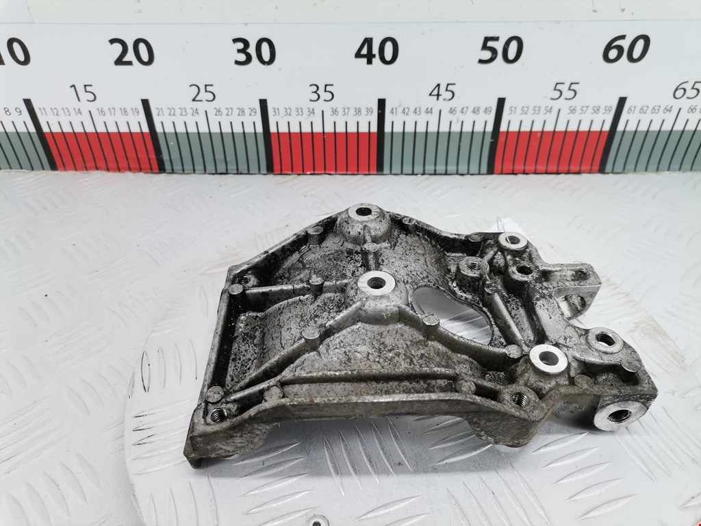 Кронштейн кондиционера FORD Focus II 2005-2011