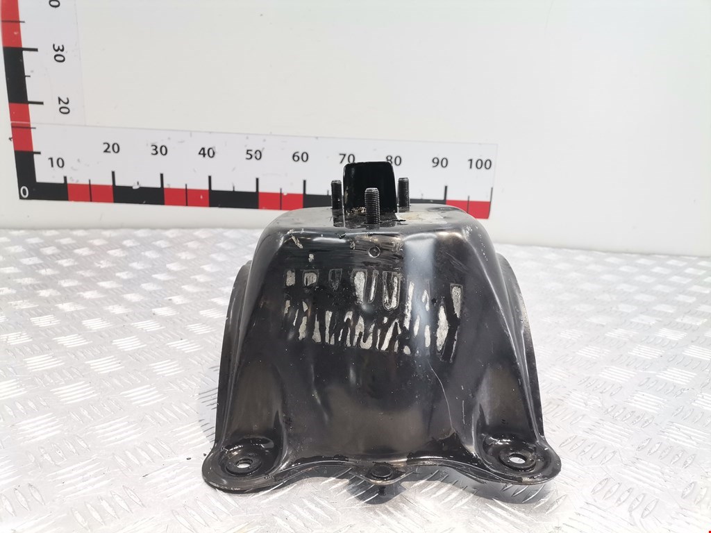 Кронштейн крепления запасного колеса TOYOTA RAV 4 XA30 2006-2012