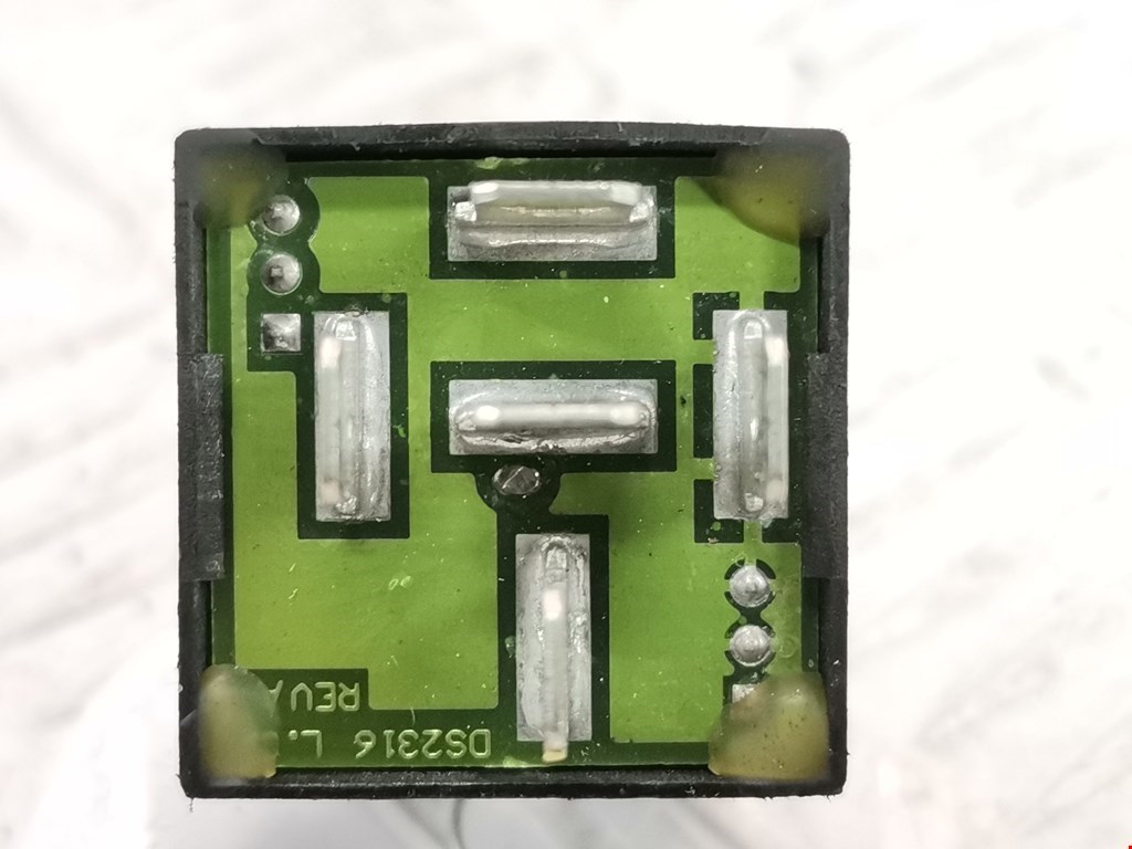 Датчик AIR BAG (подушек безопасности) BMW 6er E63/E64 2003-2011