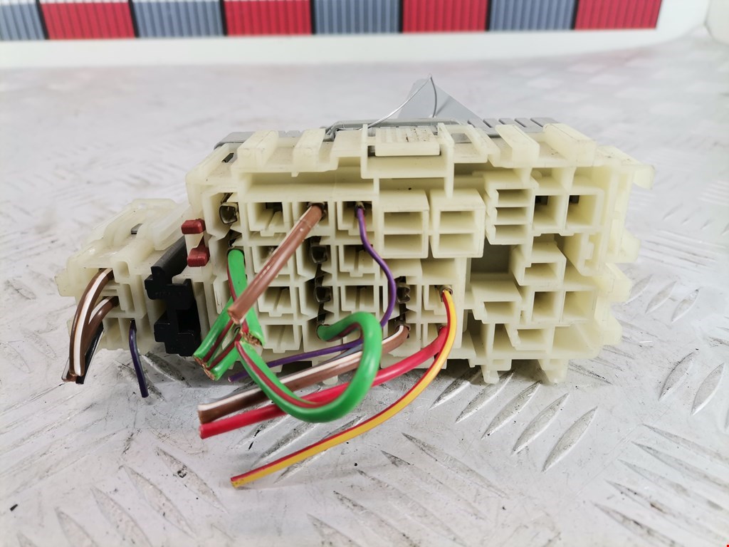 Датчик уровня в бачок омывателя FORD Mondeo IV 2007-2015