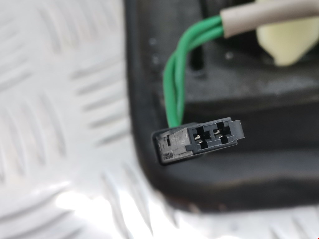 Фонарь задний внутренний правый CHEVROLET Orlando 2011-2015