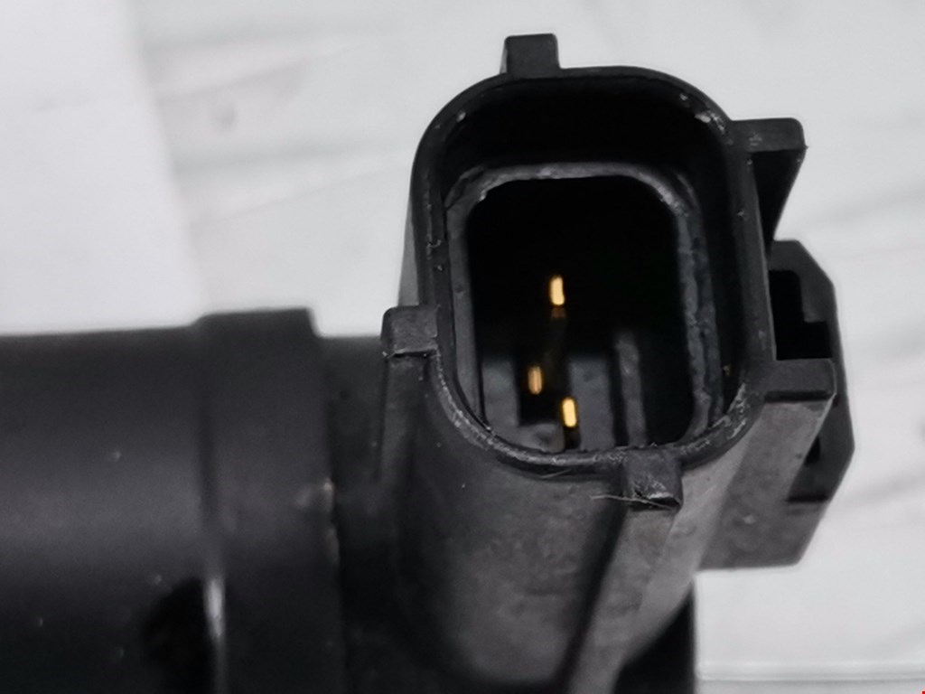 Датчик положения коленвала FORD Mondeo III 2000-2007