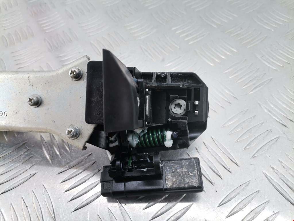 Ручка двери задней наружная левая TOYOTA Prius III XW30 2009-2015