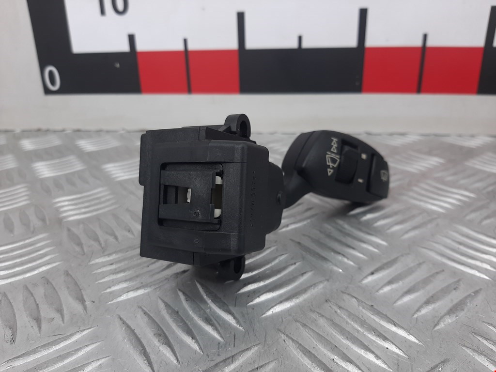 Переключатель стеклоочистителя BMW 6er E63/E64 2003-2011