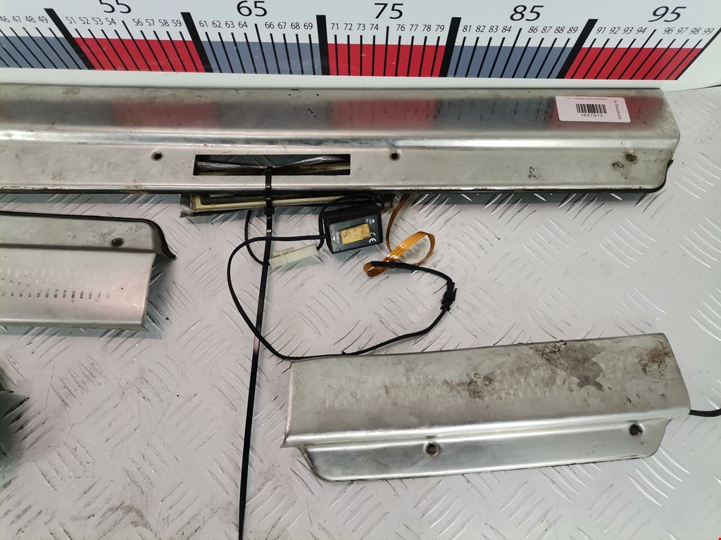 Накладка порога (внутренняя) MITSUBISHI L200 KB 2006-2015