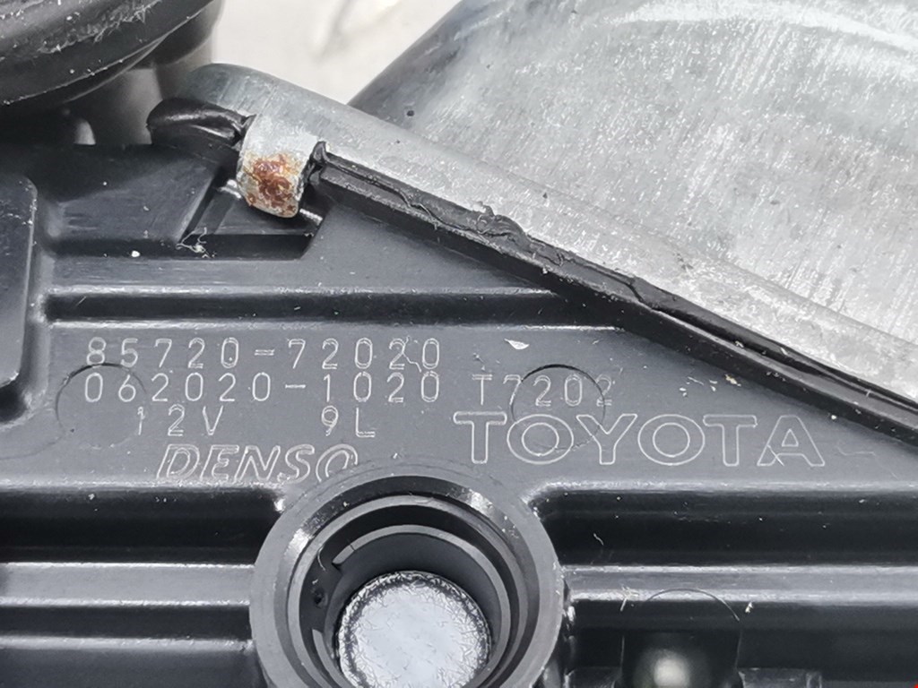 Стеклоподъемник задний левый TOYOTA Prius III XW30 2009-2015